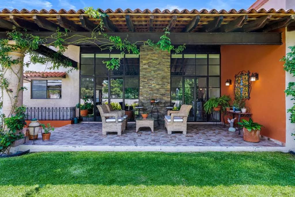 Casa Presita — photo 8 of 10
