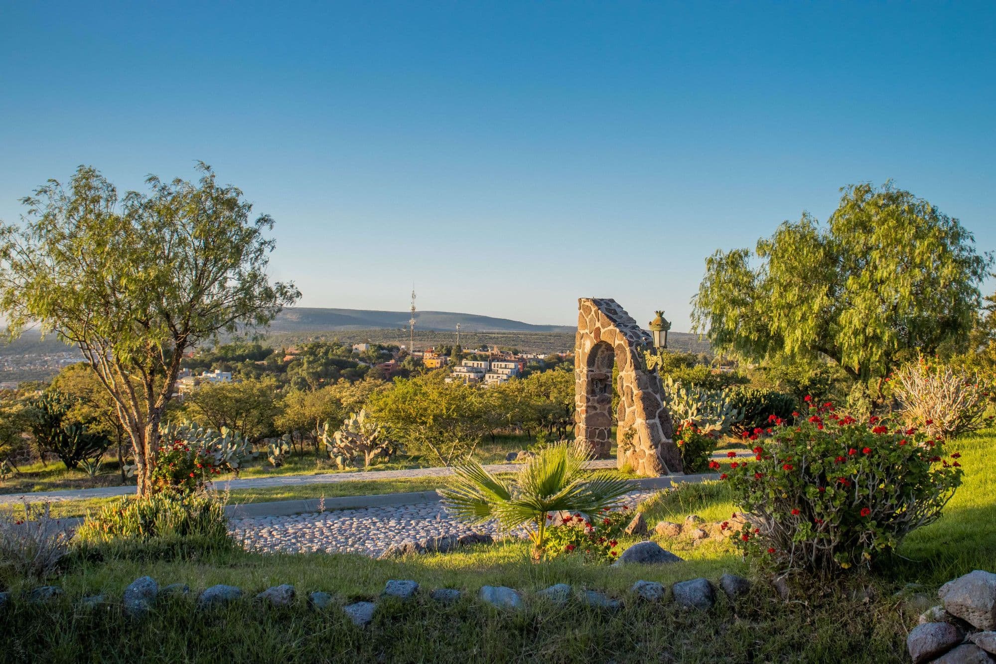 AltaVista Lot 2 – 1,025 m² | Large Homesite in Exclusive Gated Community — photo 9 of 10