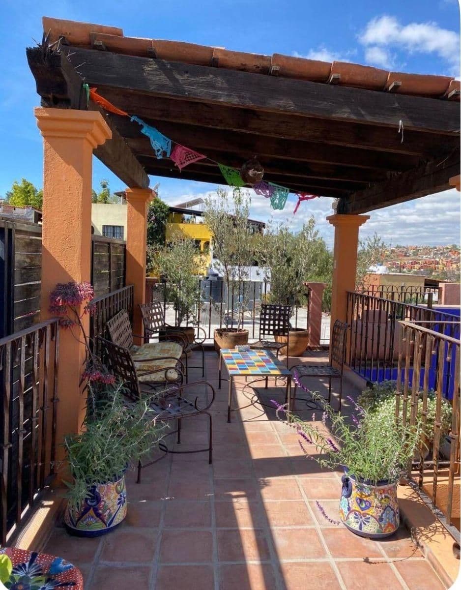 Casa Bebe — photo 4 of 10
