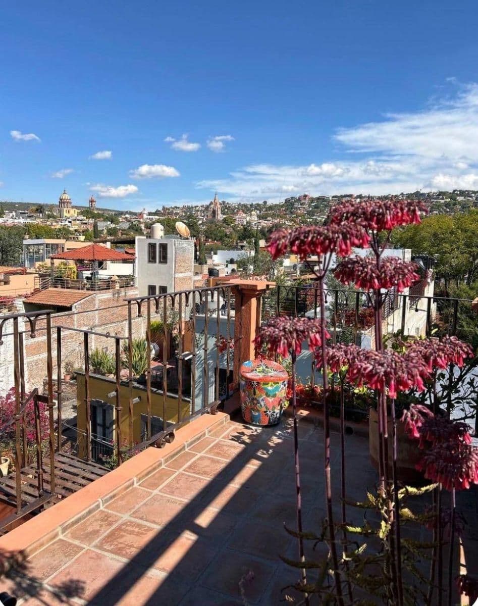 Casa Bebe — photo 5 of 10