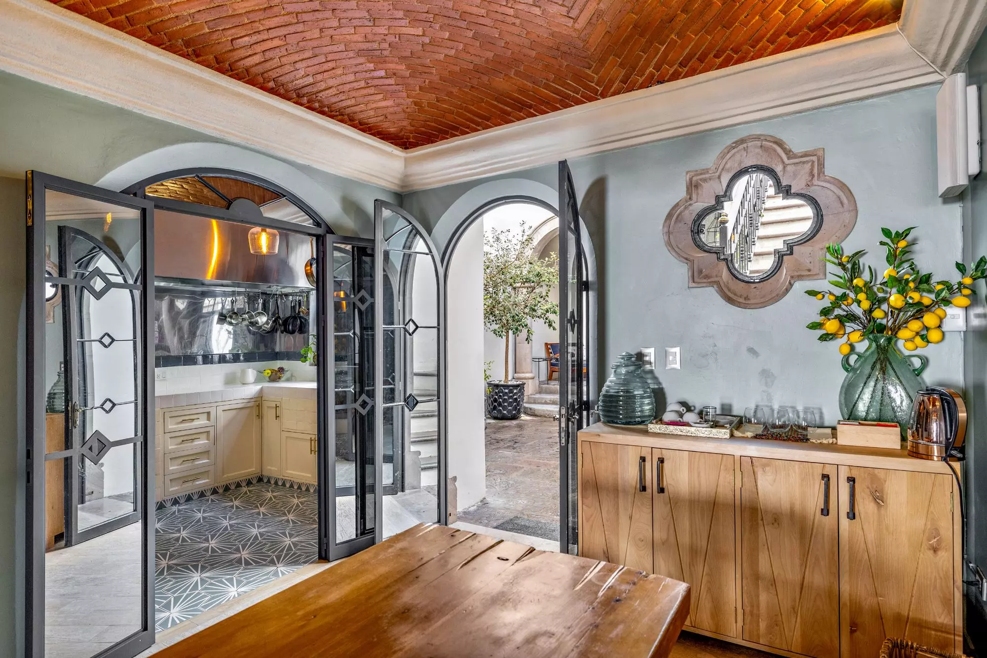 Casa Delphine — photo 6 of 10