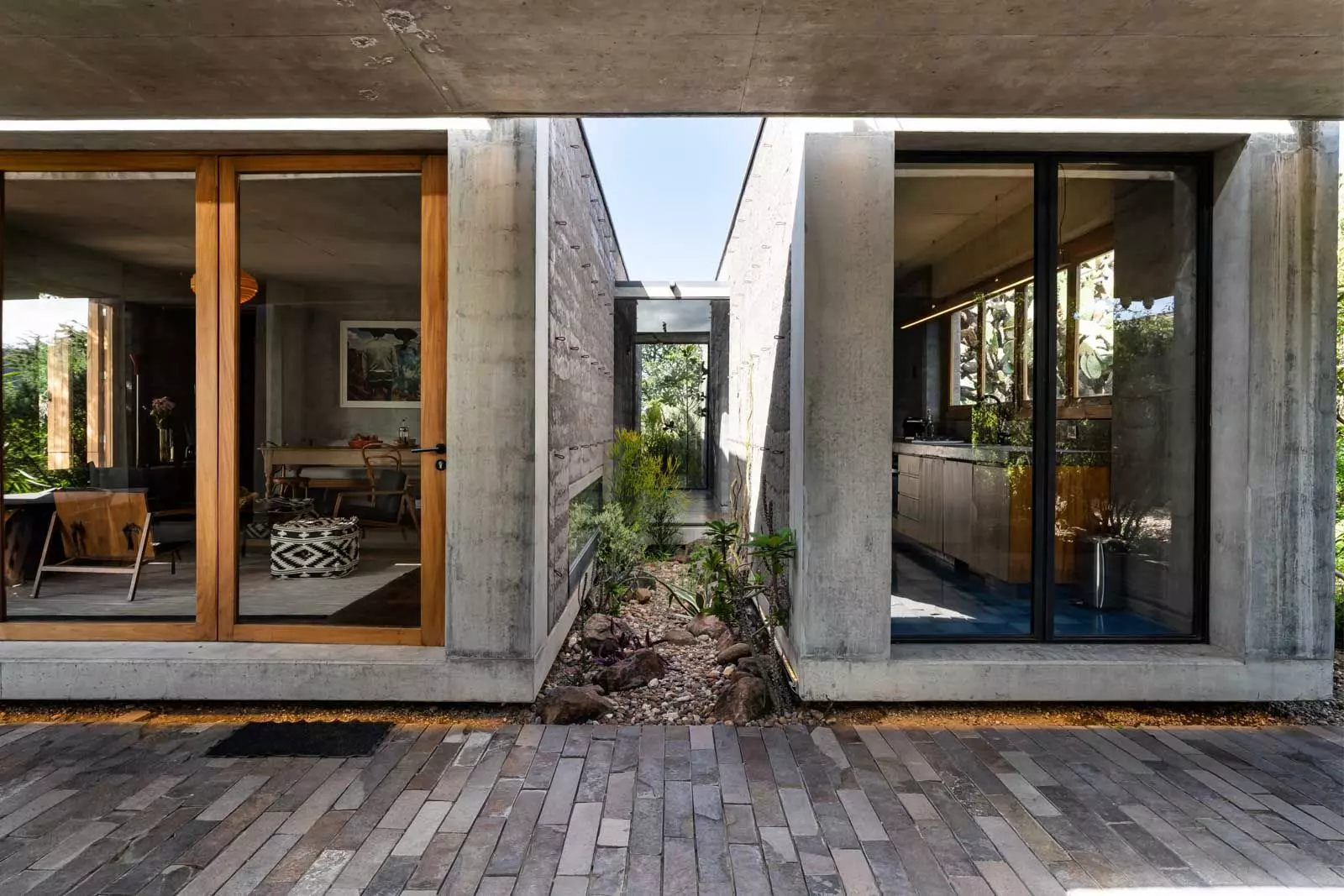 Casa Rammed Earth — photo 5 of 10