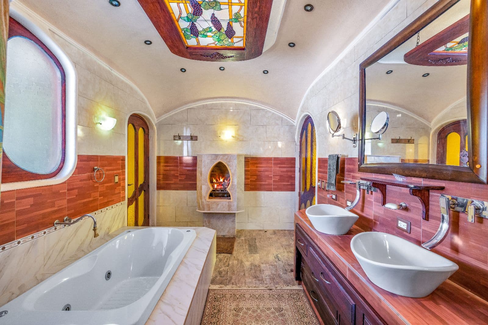 CASA NOUVEAU — photo 2 of 10