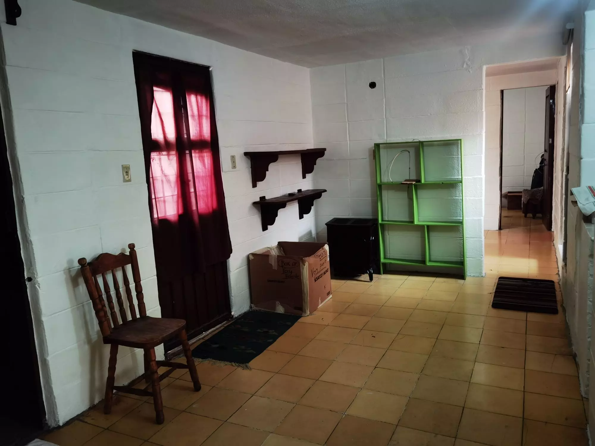 Investment opportunity FIXER UPPER!! — photo 4 of 7