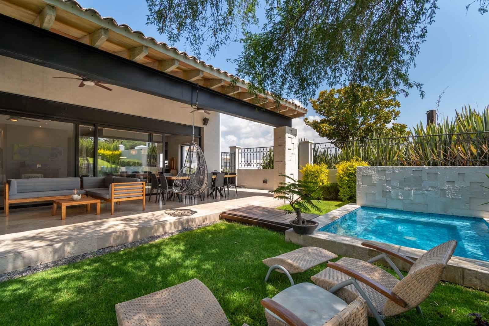 Casa Encino — photo 9 of 10
