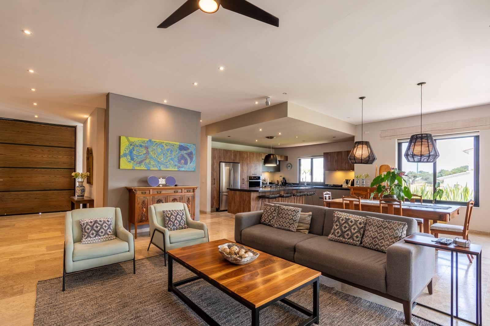 Casa Encino — photo 2 of 10