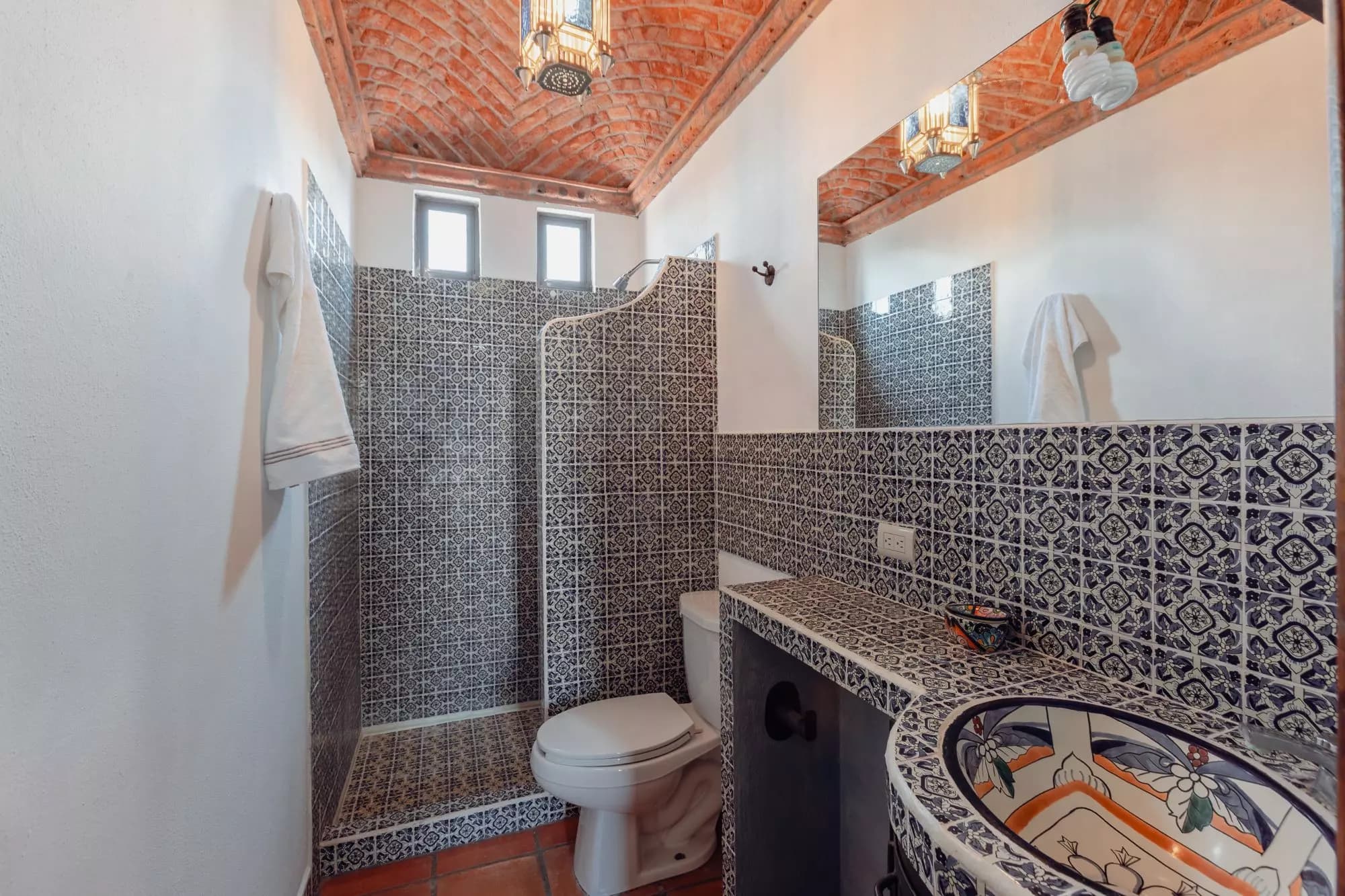 Exceptional Rental Income Property — photo 9 of 10