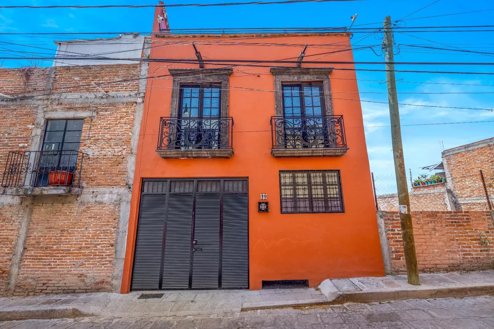 Casa Brisas — photo 1 of 10
