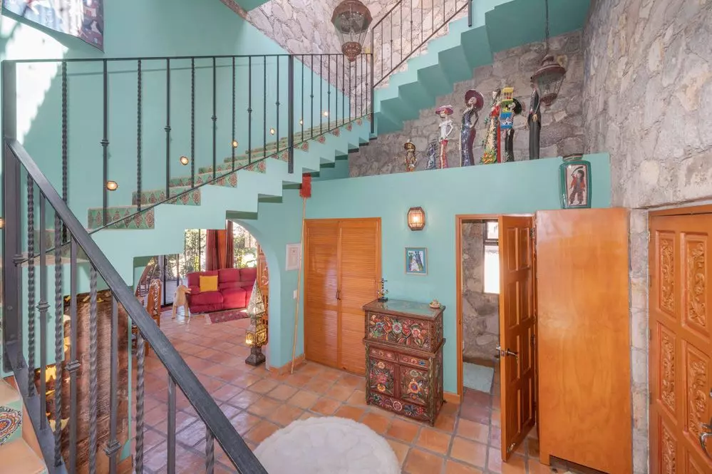 Casa Contenta — photo 7 of 10