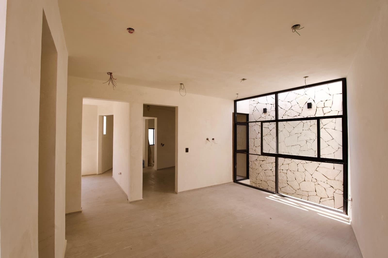 Nuñes Lofts / Loft 5 — photo 7 of 7