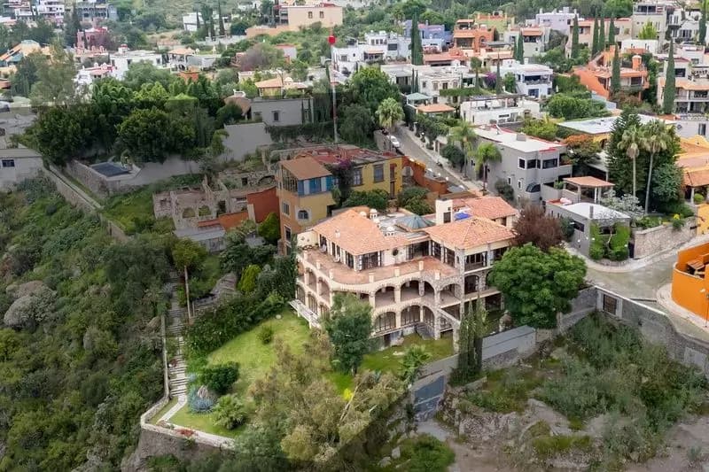 La Casona de Montitlan — photo 1 of 10