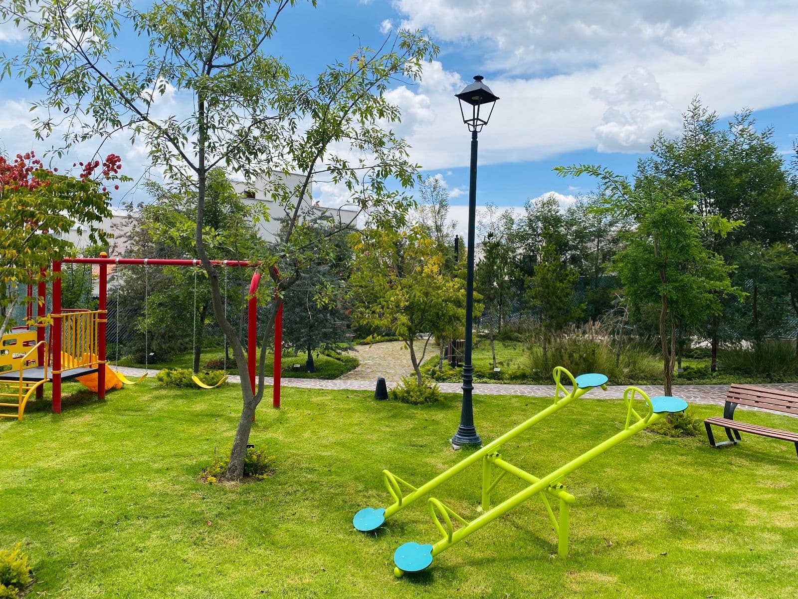 CONDOMINIO MONTECARLO LANTANA — photo 10 of 10
