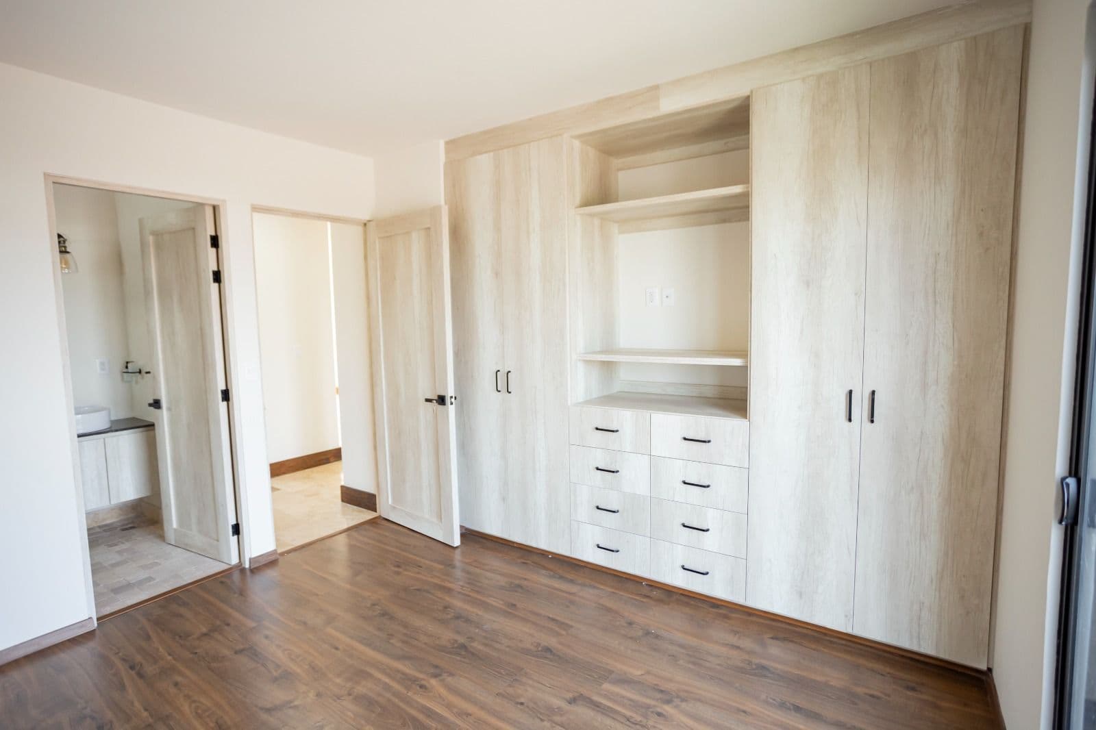 CONDOMINIO MONTECARLO LANTANA — photo 5 of 10