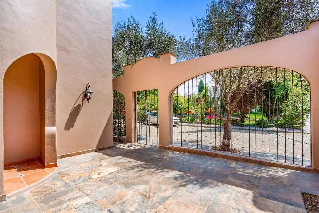 Casa Fuente Del Sol — photo 4 of 10