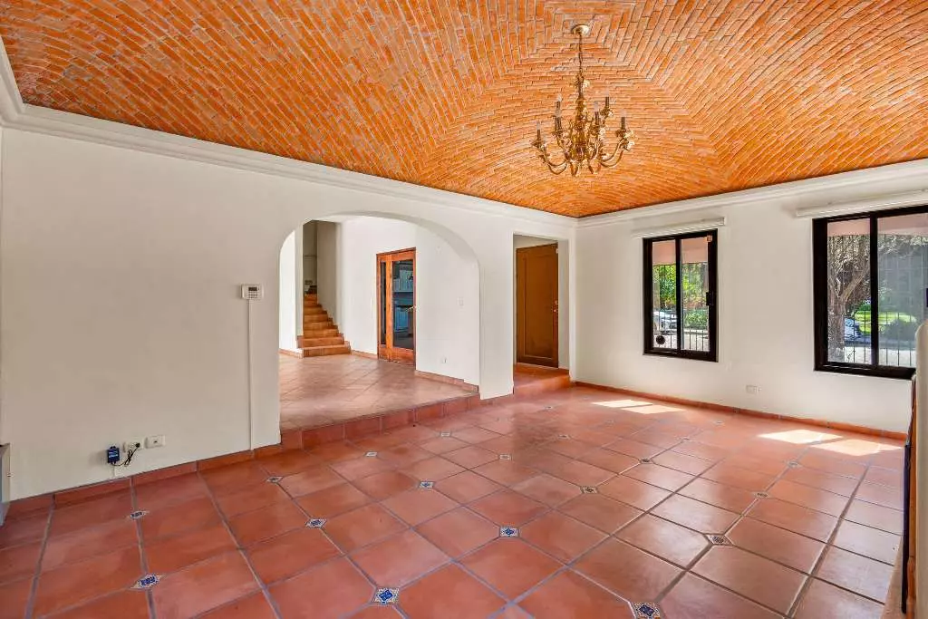 Casa Fuente Del Sol — photo 6 of 10