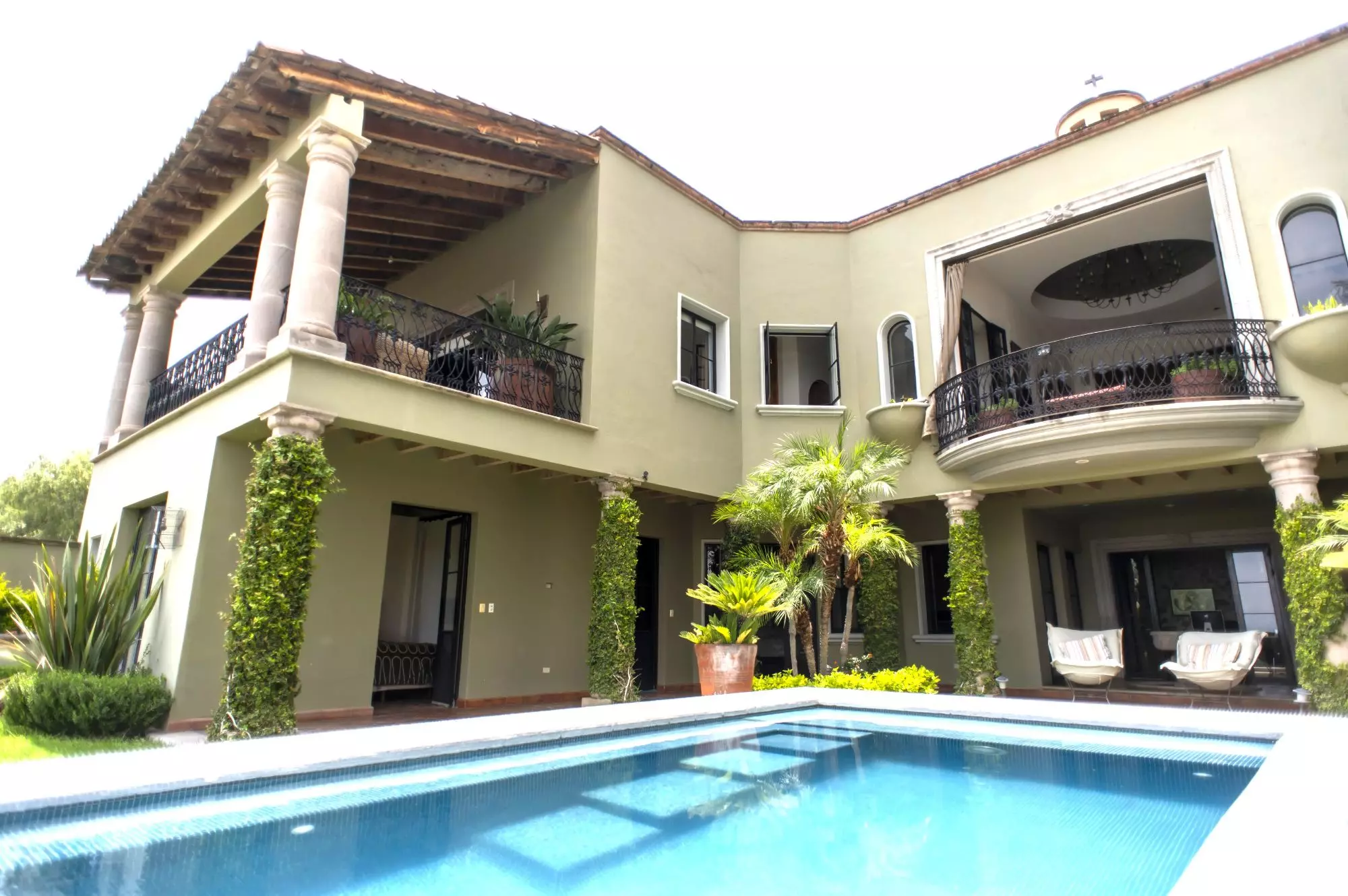 Casa Cheval — photo 3 of 10
