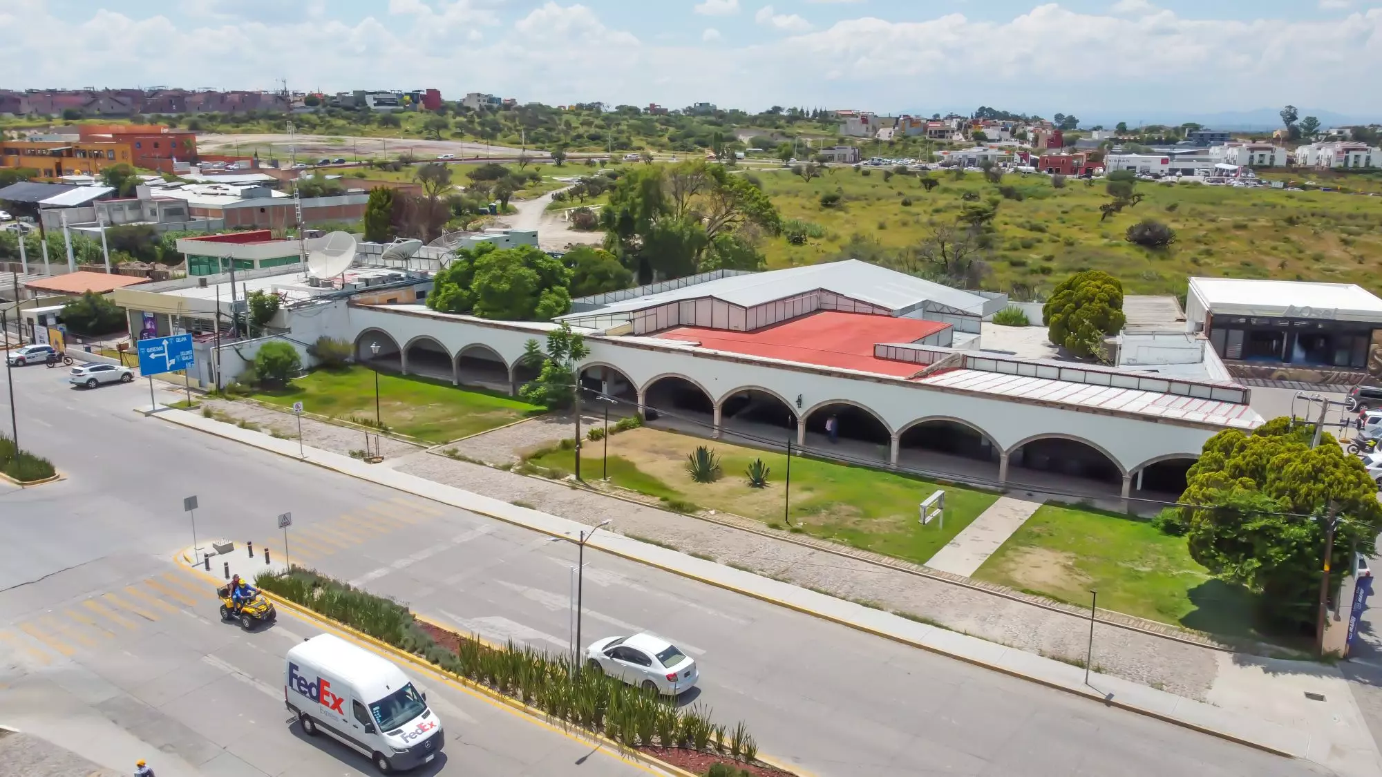 Propiedad Comercial Salida Celaya — photo 2 of 10