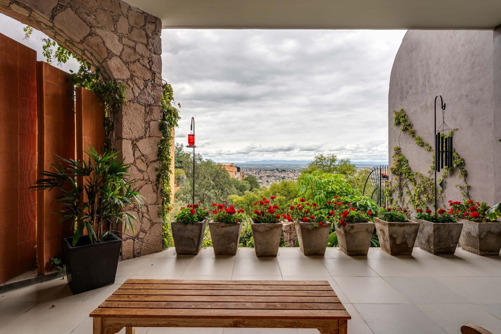 Casa Iluminada — photo 7 of 10