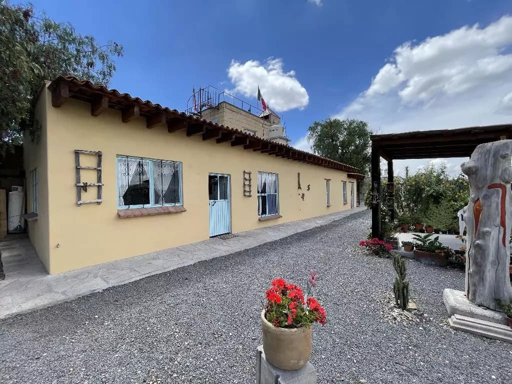 Hogar Y Arte En Pozos — photo 5 of 10