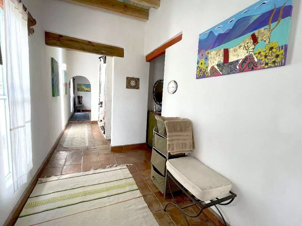 Hogar Y Arte En Pozos — photo 7 of 10