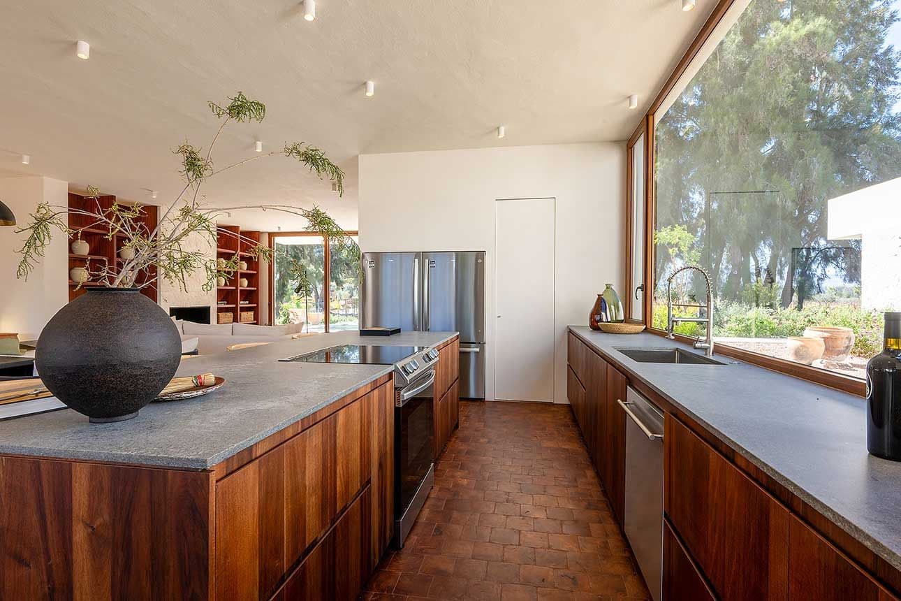 CASA REFUGIO — photo 10 of 10