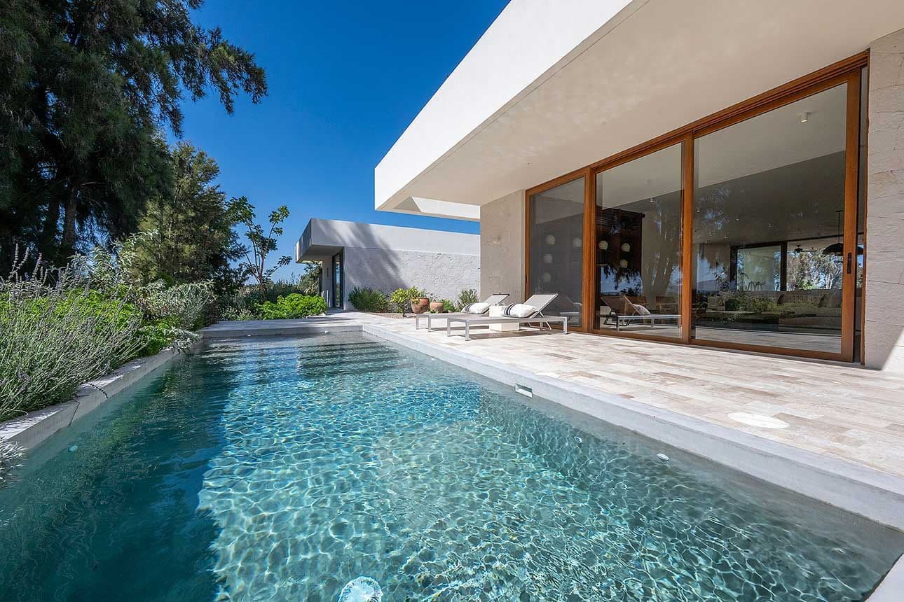CASA REFUGIO — photo 5 of 10
