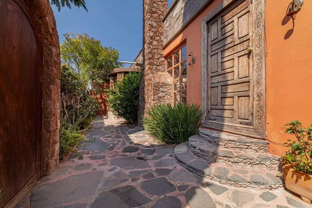Casa Joya — photo 2 of 10