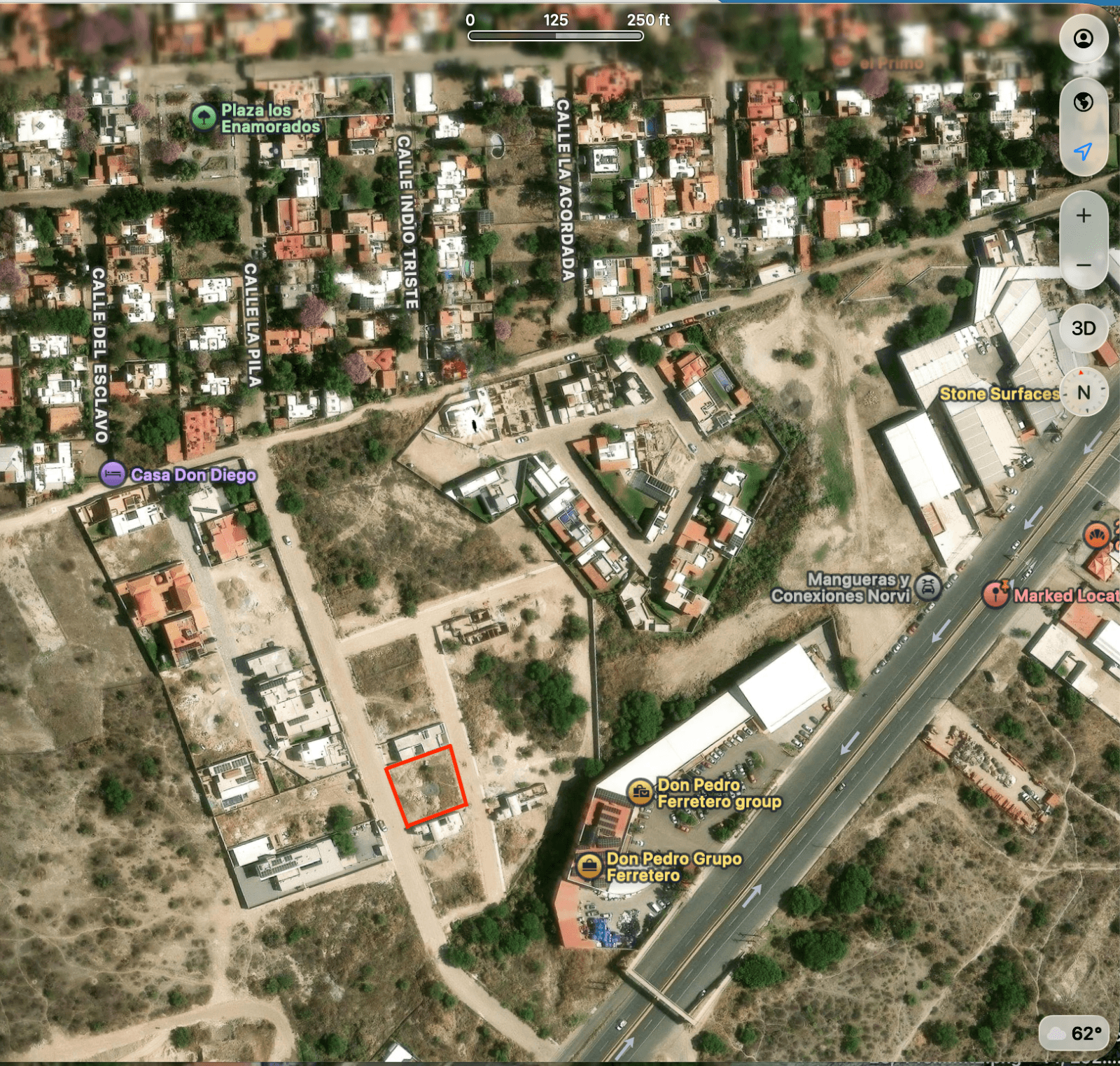 LOTE 8 — photo 1 of 3