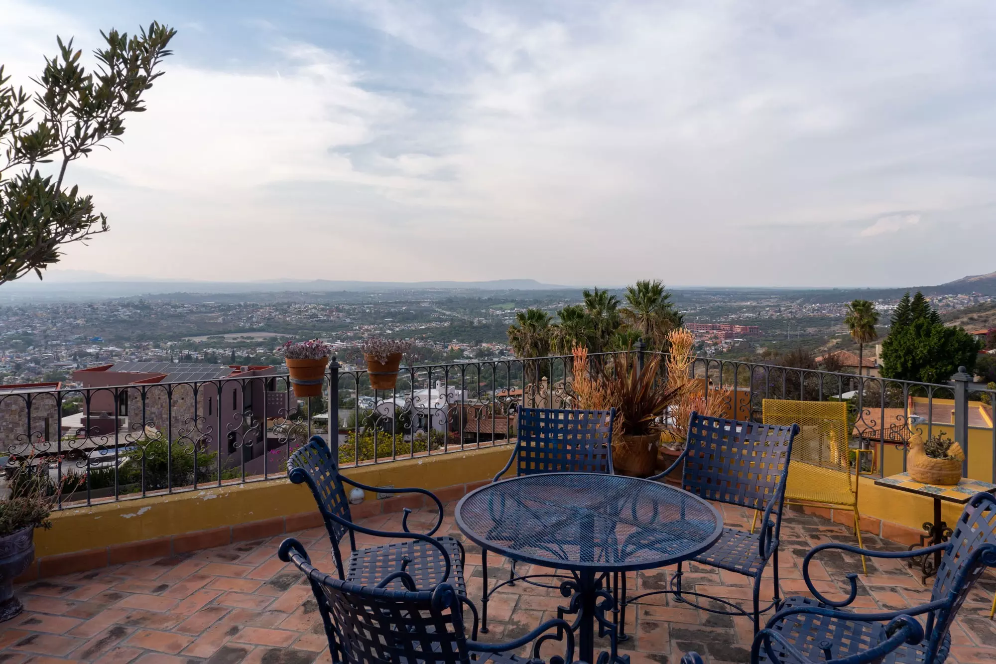 Casa Colina — photo 4 of 10