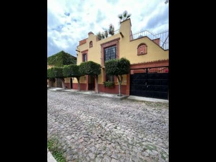 Tierras Negras — photo 1 of 6