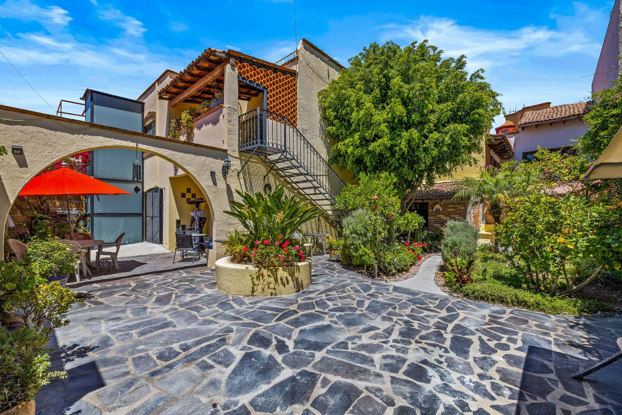 Casa Eclipse — photo 1 of 10