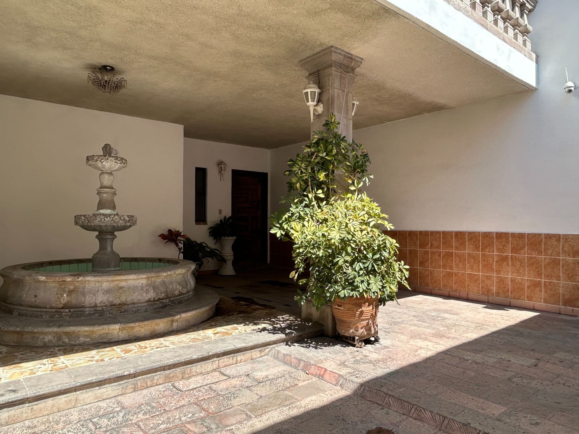 Casa Torres — photo 9 of 10