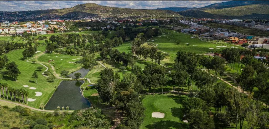 Lote 16 Pie De Campo Club De Golf — photo 2 of 4