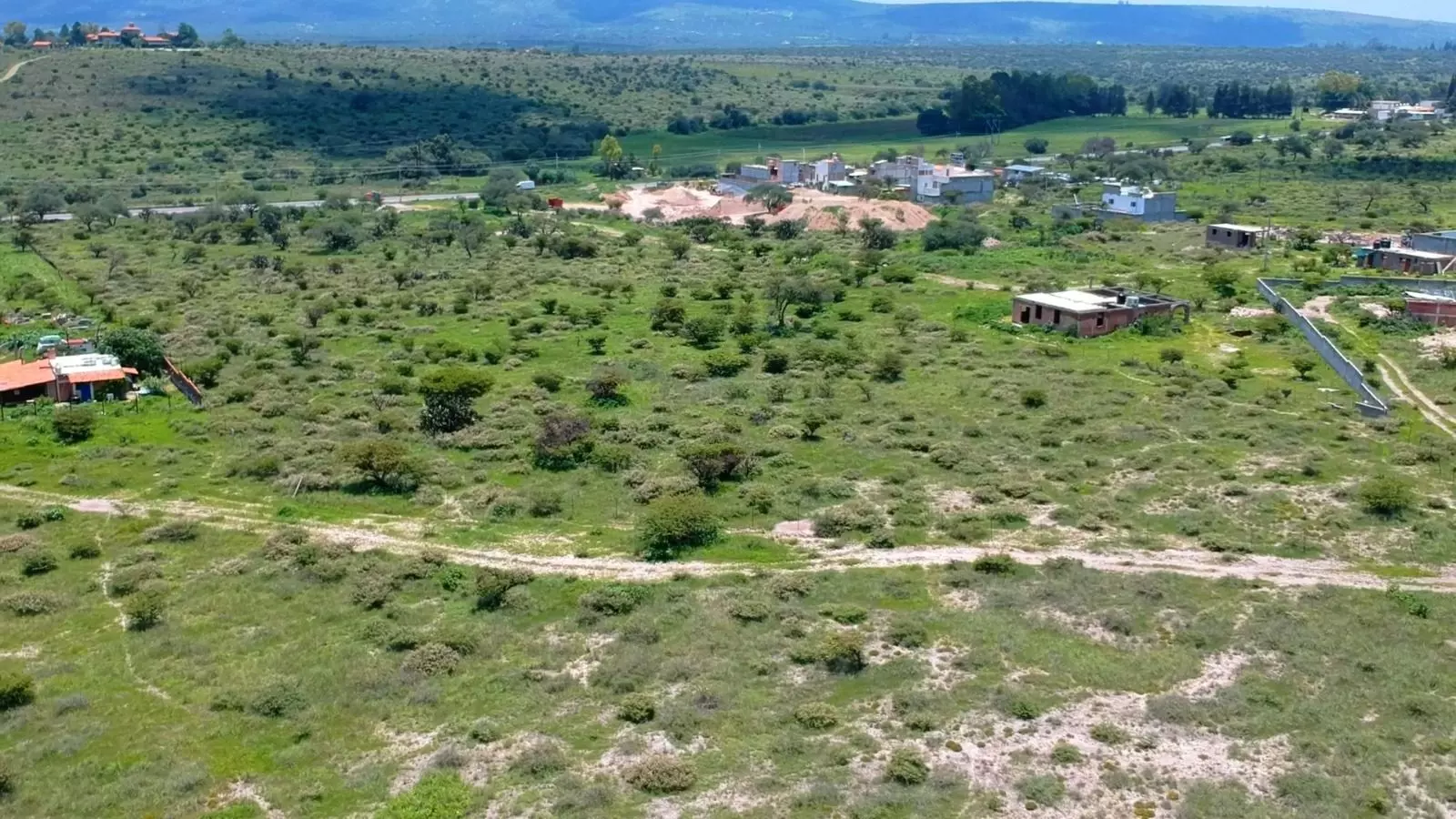 CAMINO REAL..Terreno 27,329 m2 — photo 4 of 7