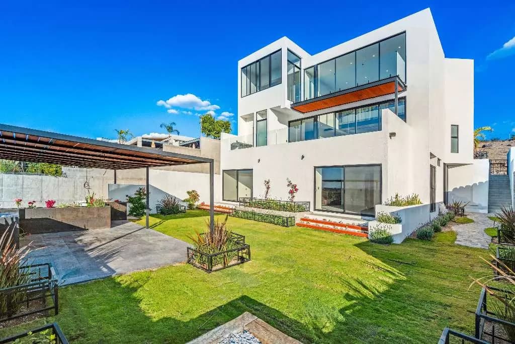 Casa De La Vista — photo 4 of 10