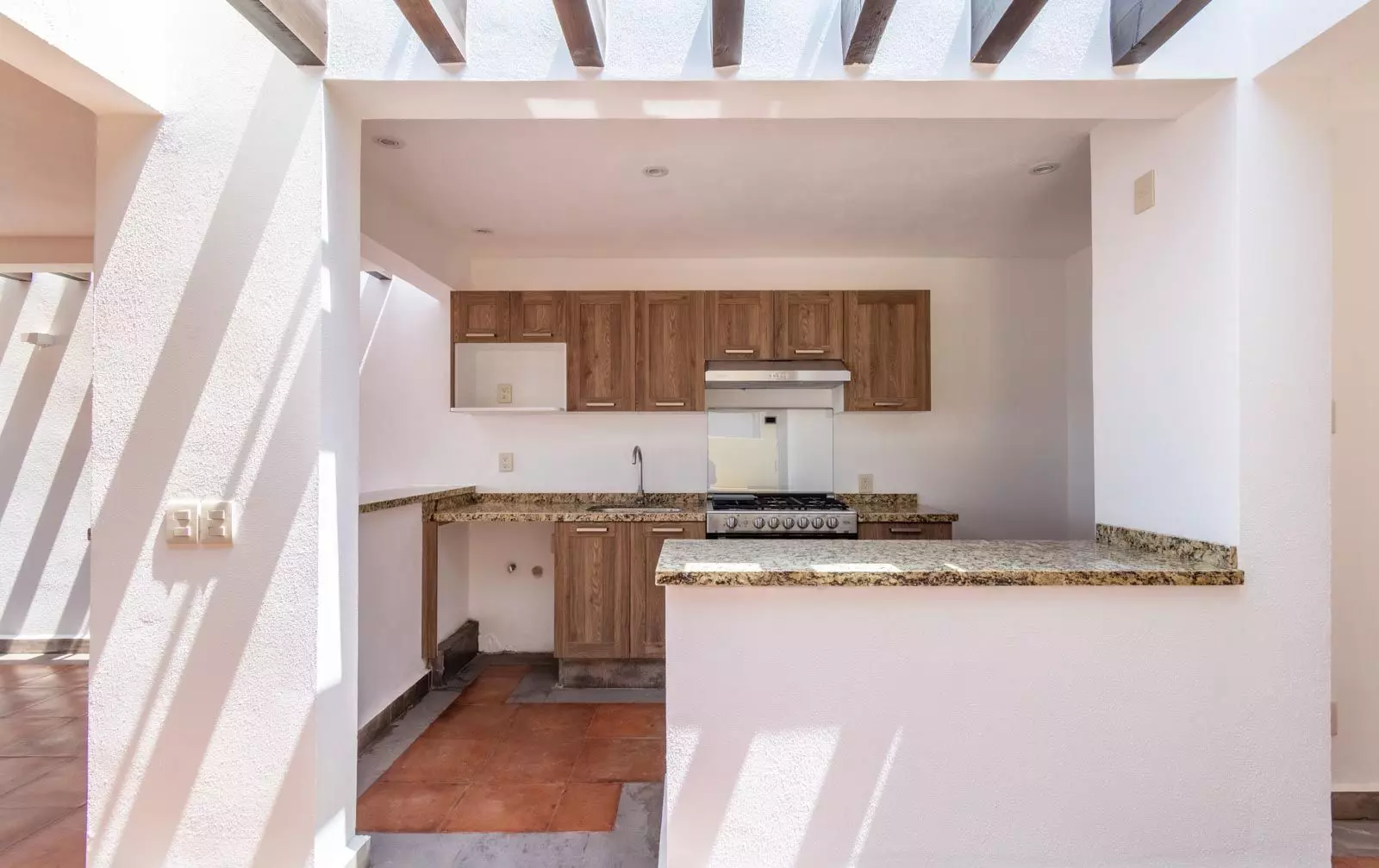 Arcangeles Samuel 1BR — photo 5 of 10