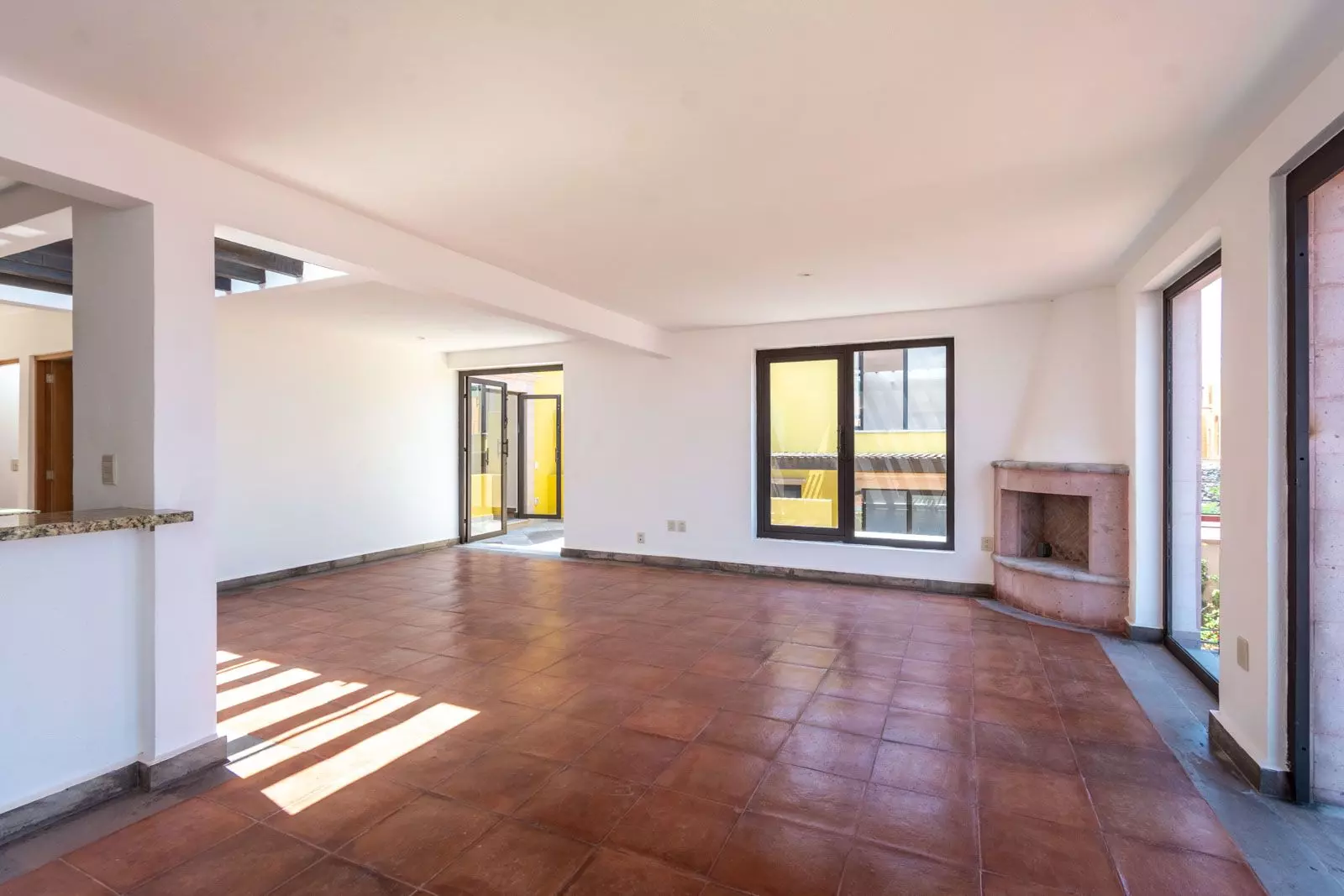 Arcangeles Samuel 1BR — photo 4 of 10