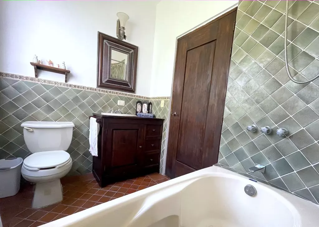 Casa Tesoro — photo 4 of 10