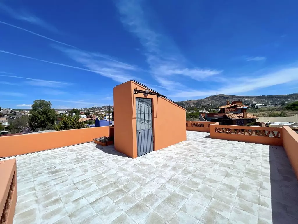 Casa Tesoro — photo 6 of 10