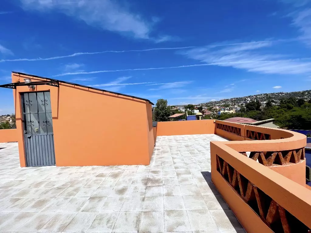Casa Tesoro — photo 7 of 10