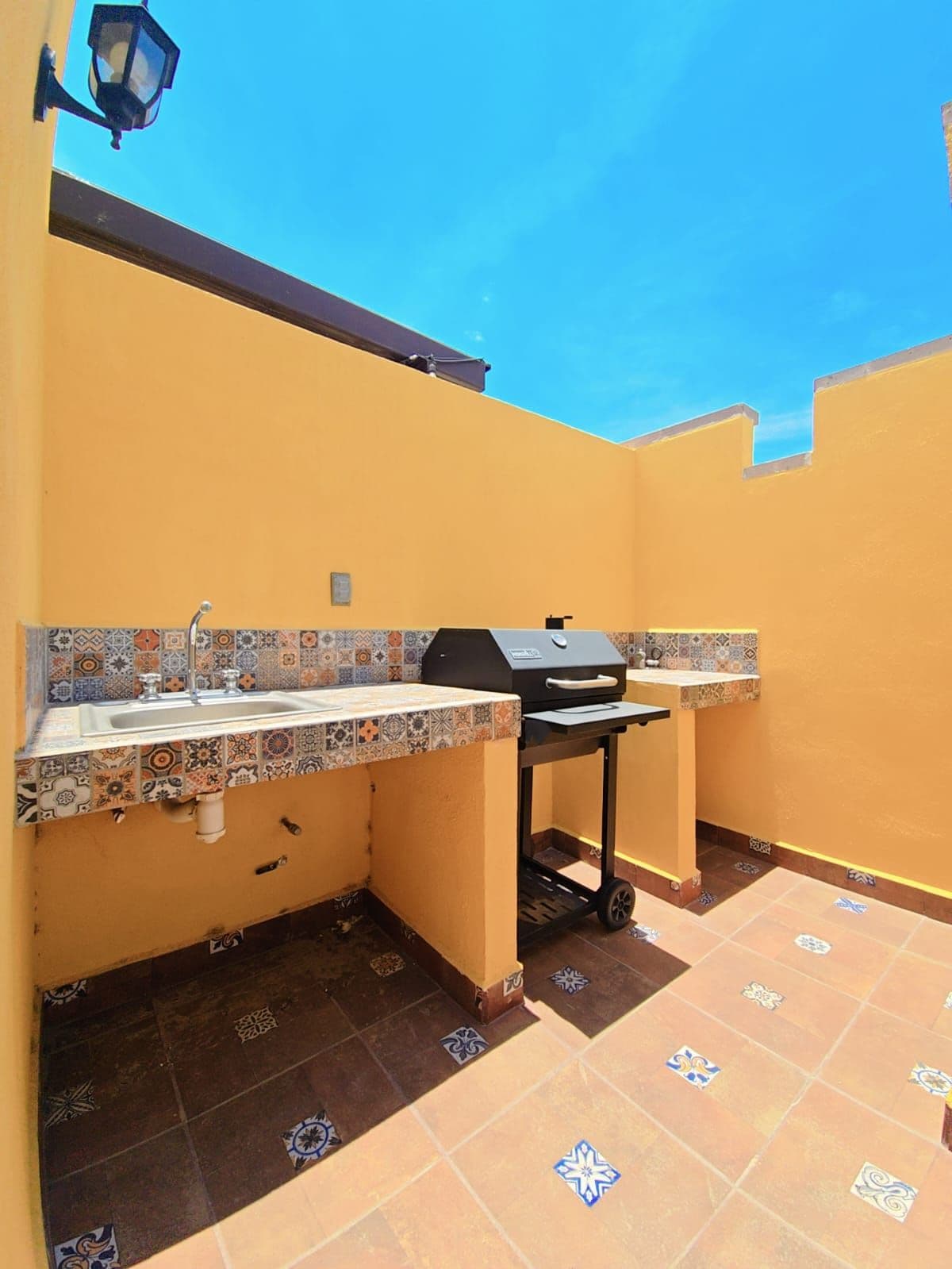 Casa Terra Roja en Jardines de Allende — photo 2 of 10