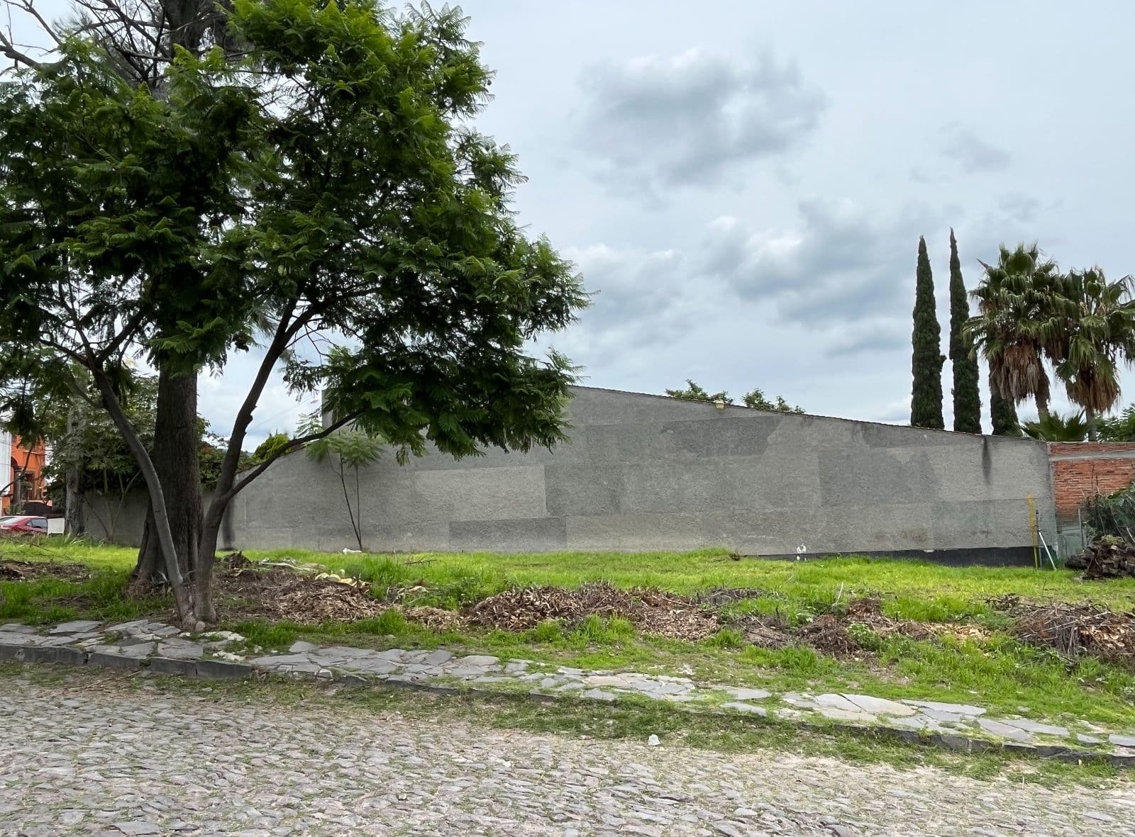 Los Frailes Corner View Lot — photo 4 of 5