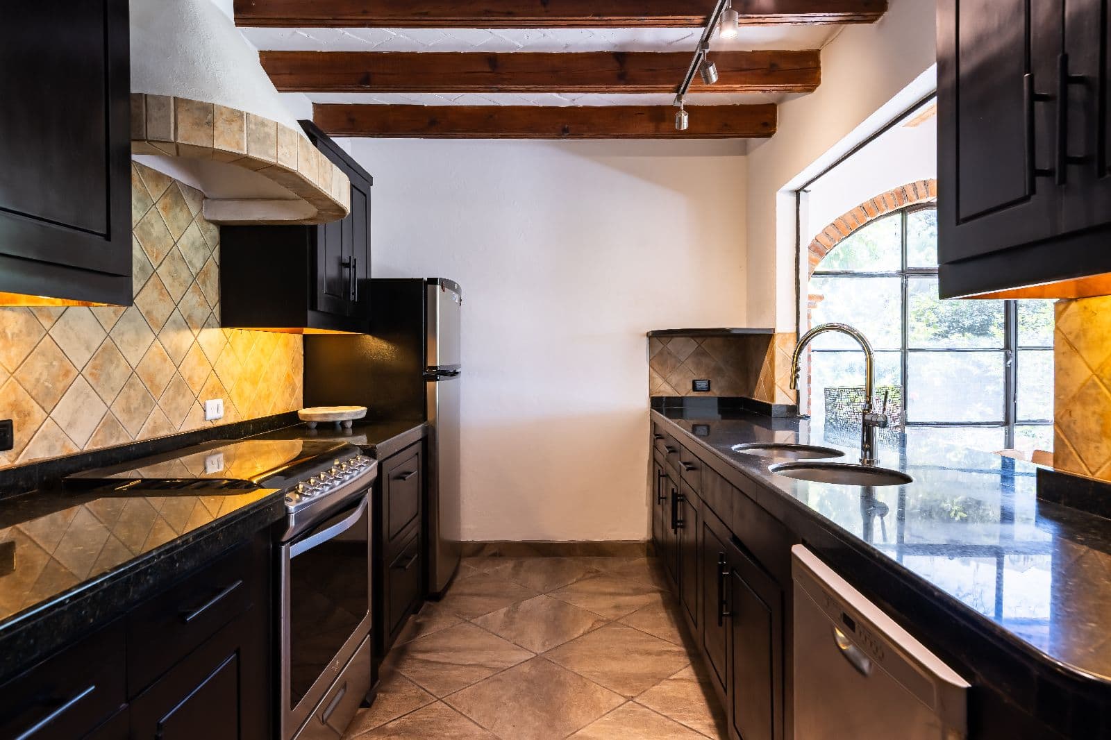 Casa Shangri-La — photo 9 of 10