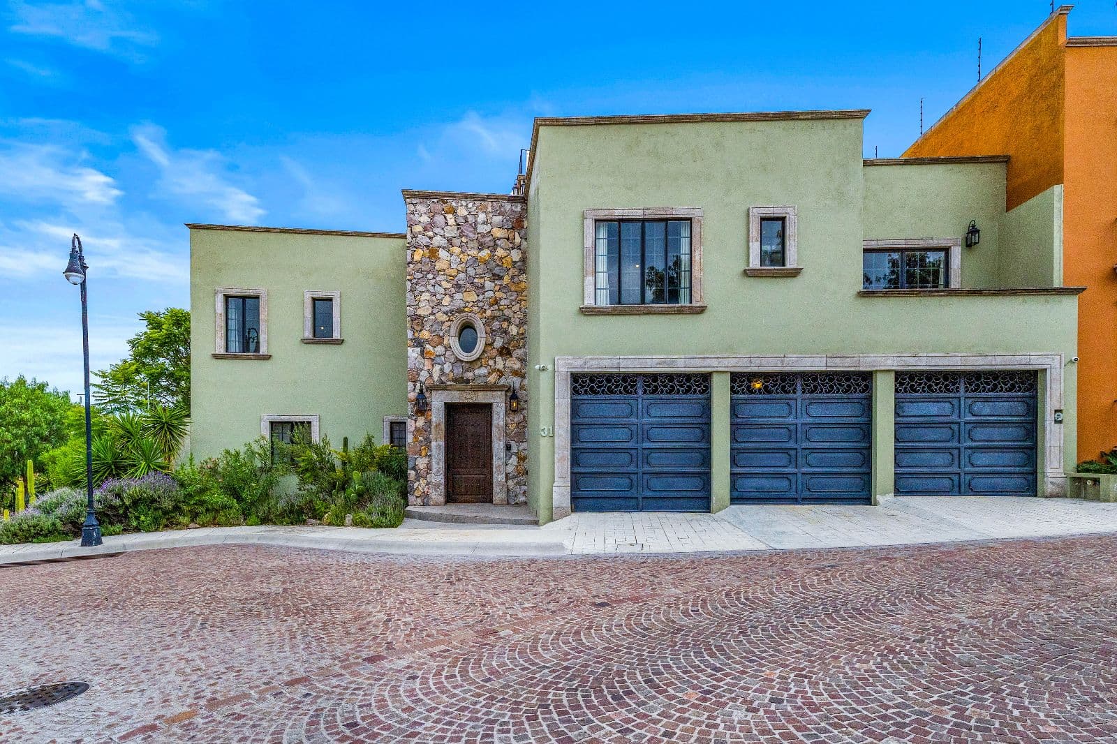 Casa Green — photo 2 of 10