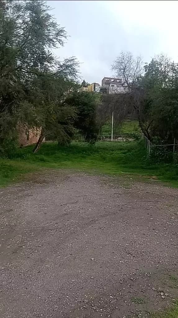 Terreno en renta –en CALZADA DE ESTACIÓN — photo 1 of 2