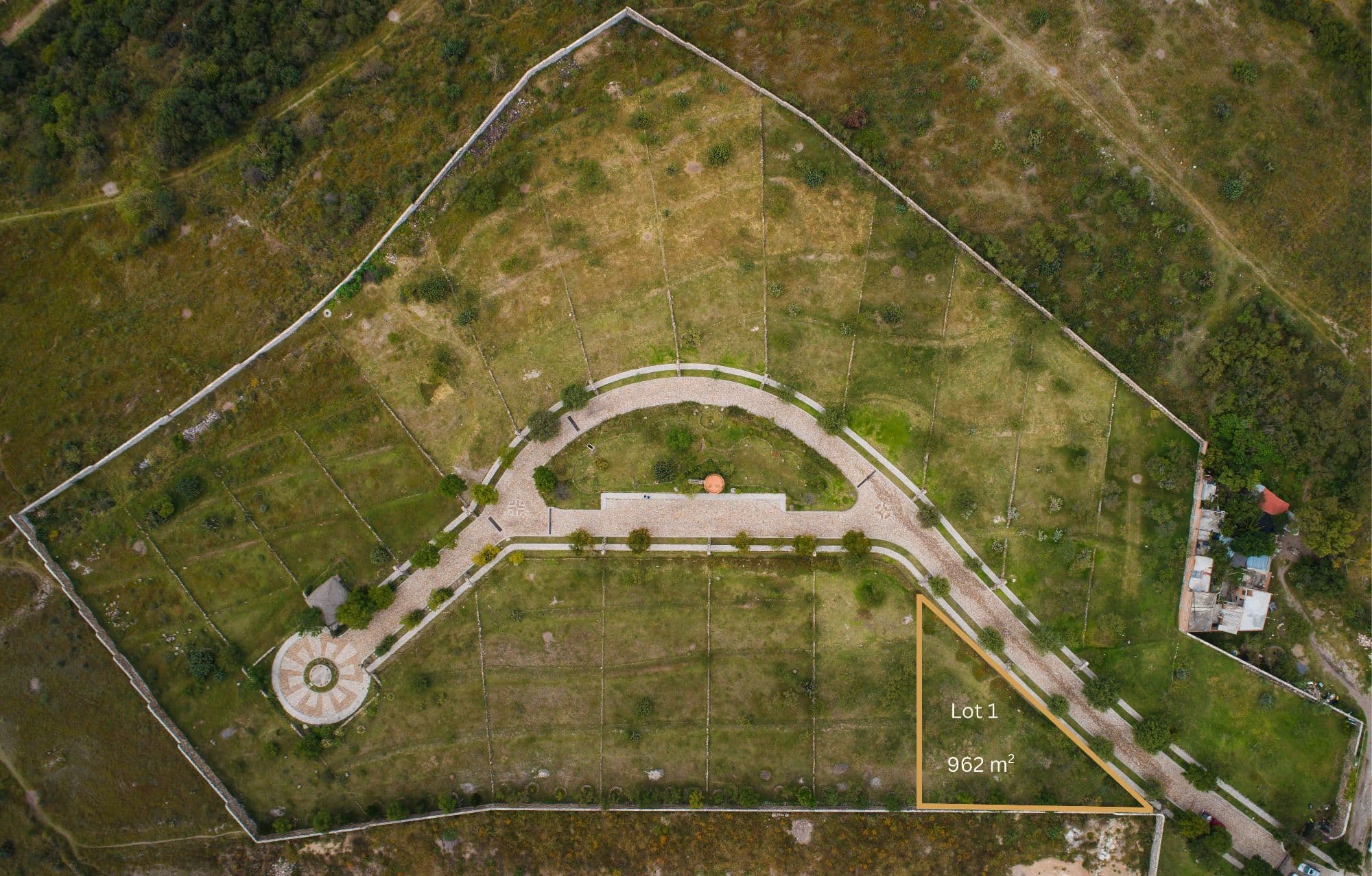 AltaVista Lot 1 – 962 m² | Boutique Eco-Community Near Centro — photo 2 of 6