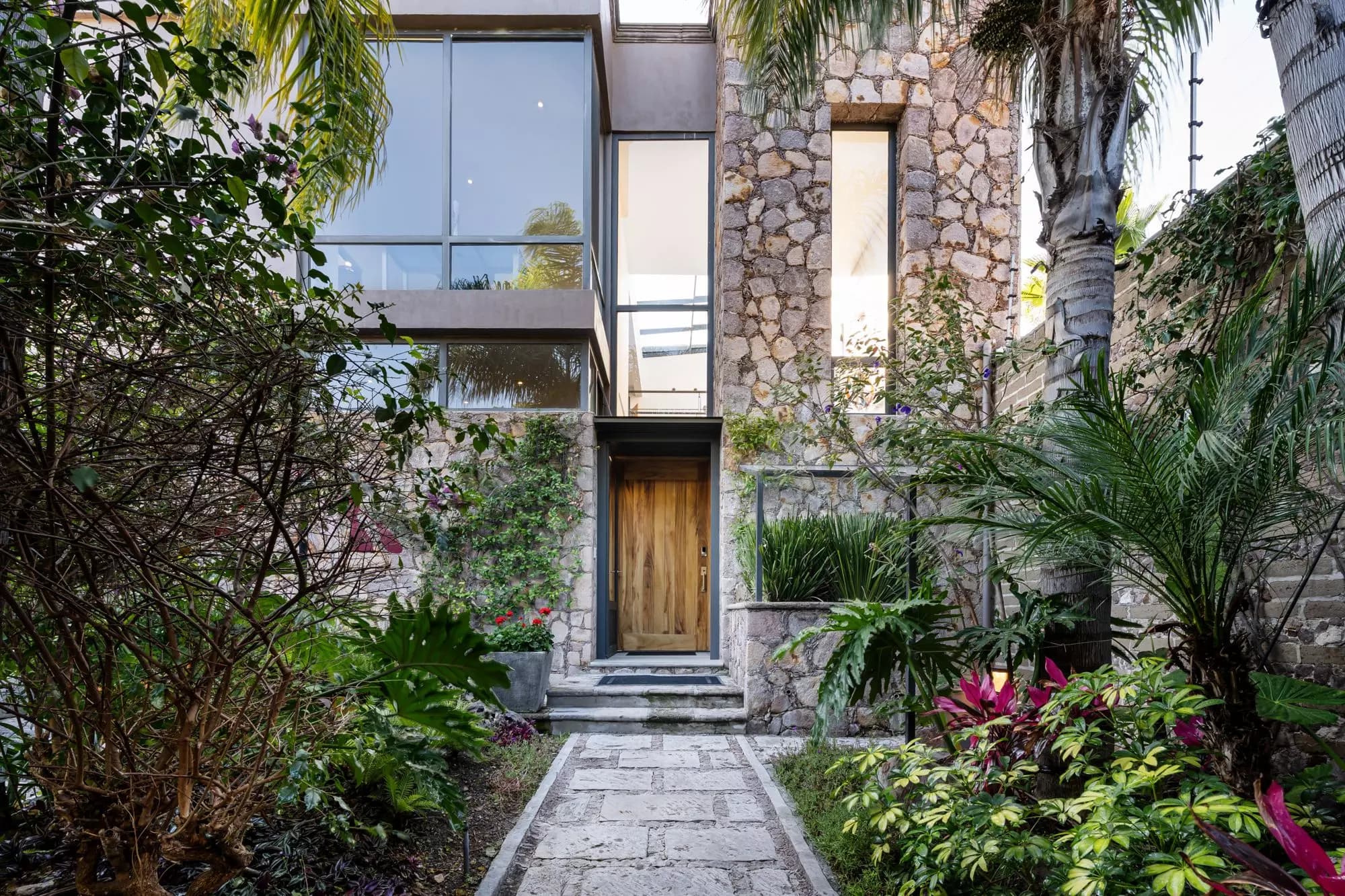 Casa Bella Vista — photo 1 of 10