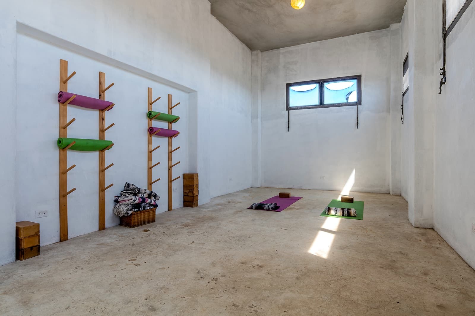 Shanti San Miguel — photo 7 of 10