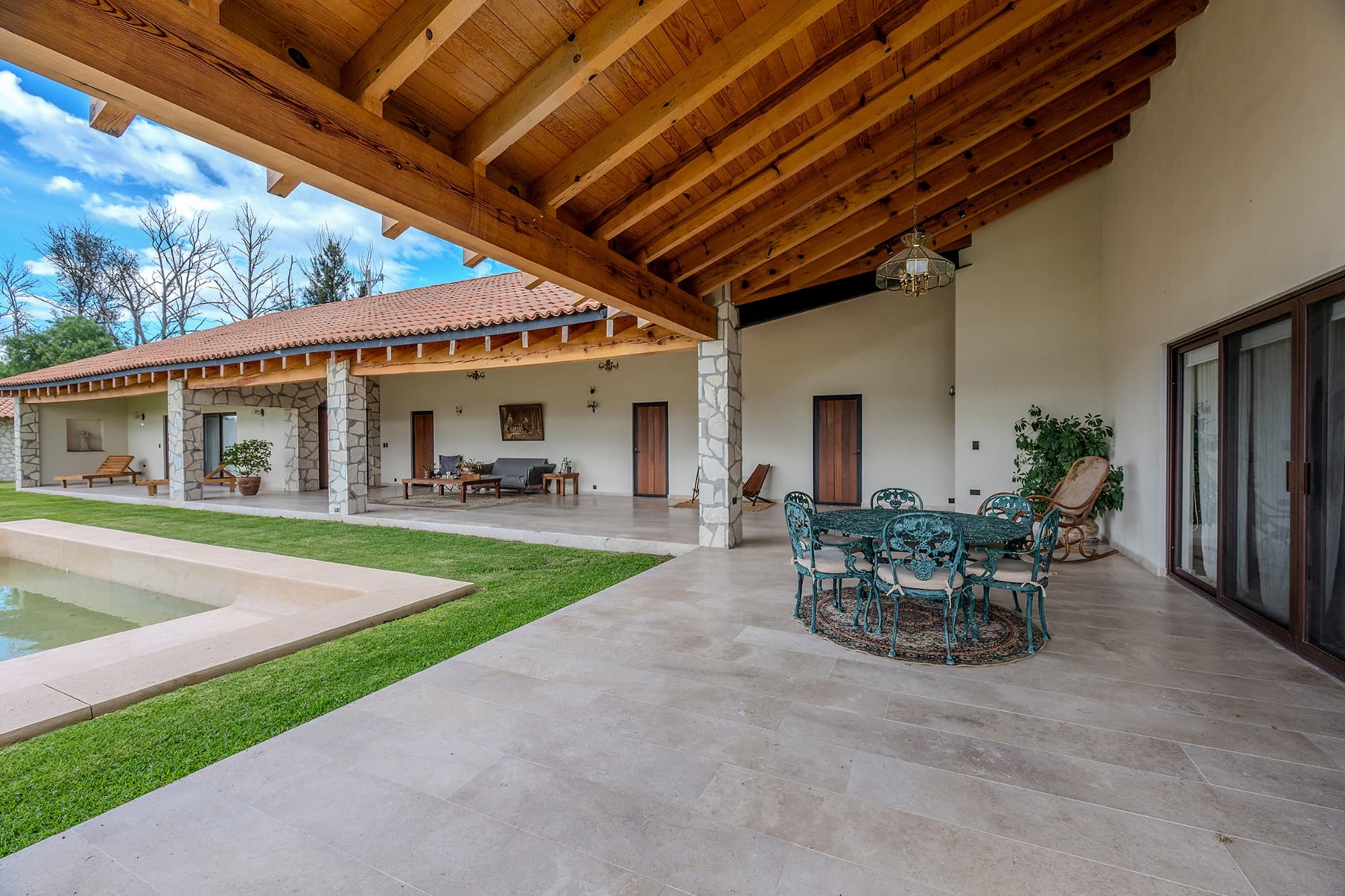 Los Pinos — photo 4 of 10