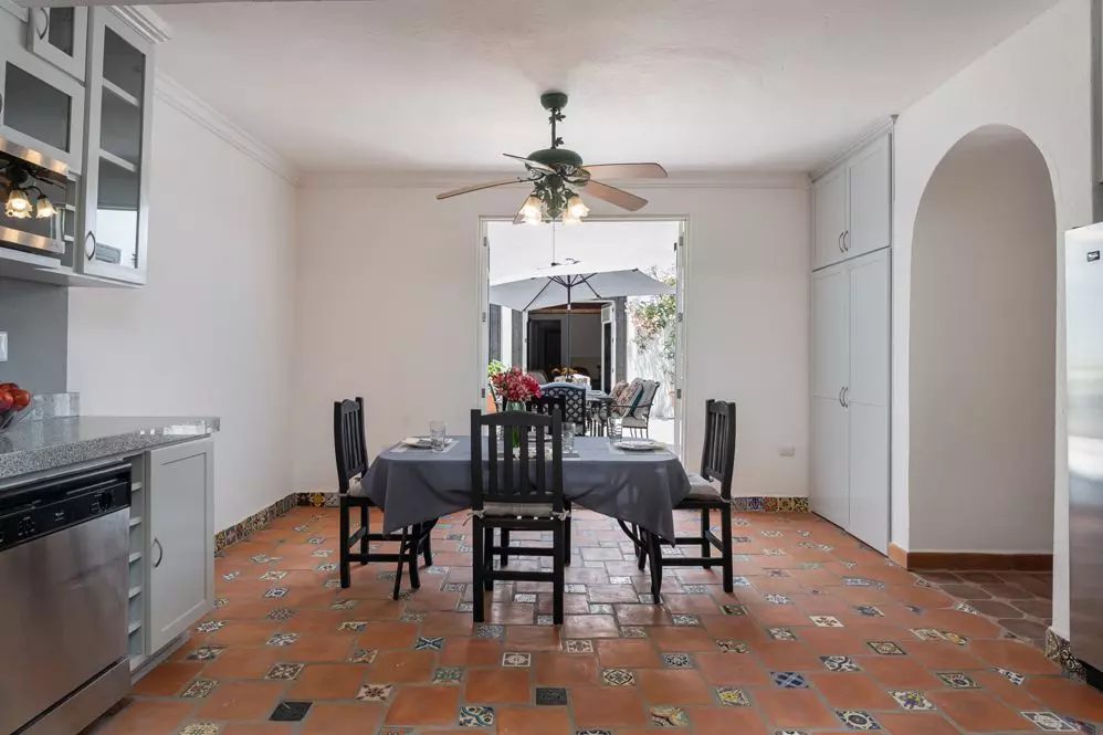 Villa Escondida — photo 6 of 10